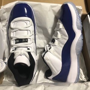 Women’s Air Jordan 11 Retro Low